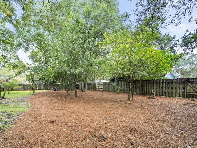 425 Stahlman Avenue, Destin, FL 32541