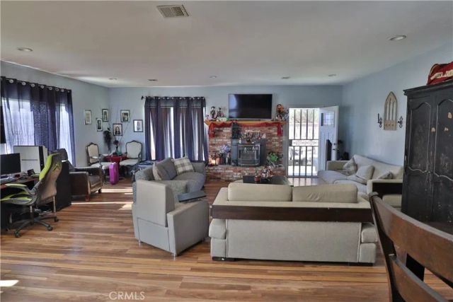 830 W Avenue J4, Lancaster, CA 93534