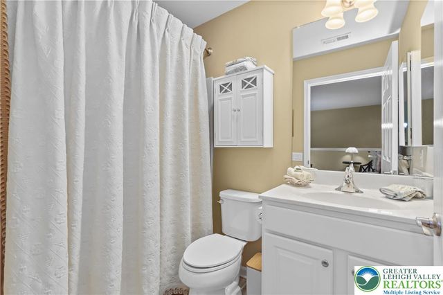 4406 Allegiant Street, Upper Saucon Twp, PA 18034