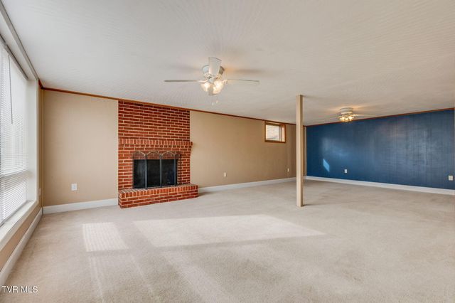 1423 Lakeside Lane, Kingsport, TN 37663