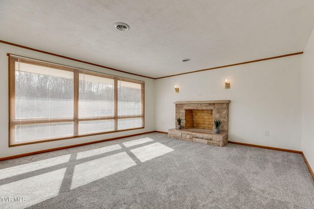 1423 Lakeside Lane, Kingsport, TN 37663