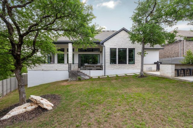 104 Hollytree CT, Georgetown, TX 78628