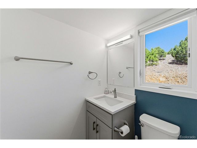 32 Peerless Cir, Westcliffe, CO 81252