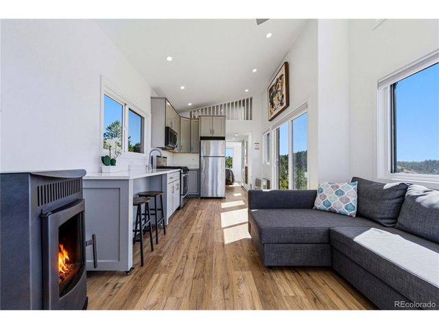 32 Peerless Cir, Westcliffe, CO 81252