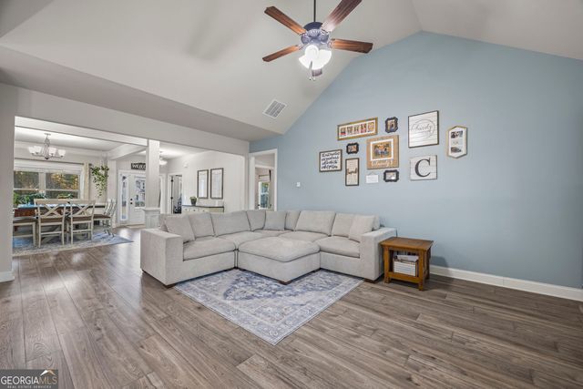 2305 Autumn Olive Way, Loganville, GA 30052