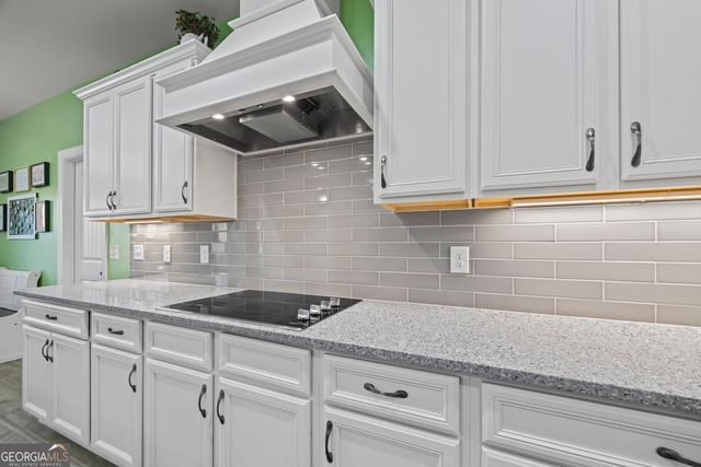 2305 Autumn Olive Way, Loganville, GA 30052