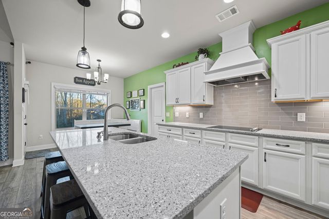 2305 Autumn Olive Way, Loganville, GA 30052