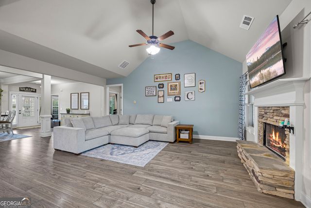 2305 Autumn Olive Way, Loganville, GA 30052