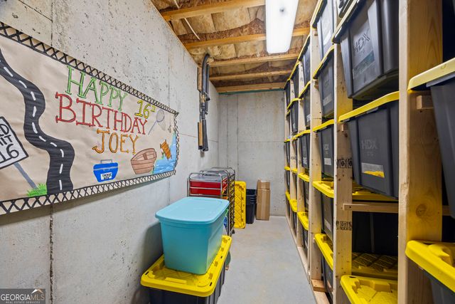 2305 Autumn Olive Way, Loganville, GA 30052