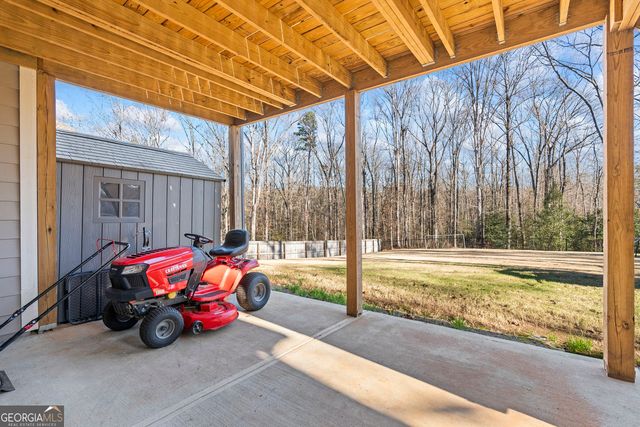 2305 Autumn Olive Way, Loganville, GA 30052