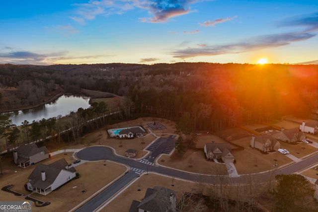 2305 Autumn Olive Way, Loganville, GA 30052