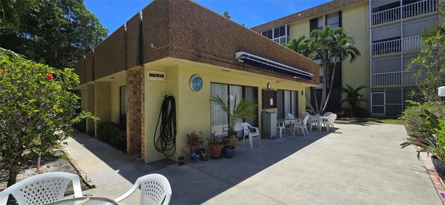 367 S Federal Hwy 303B, Deerfield Beach, FL 33441
