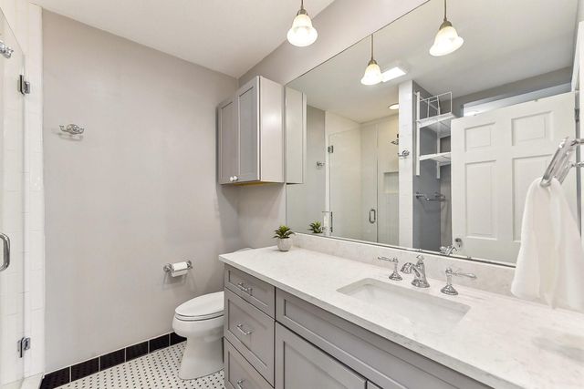 906 E 43rd ST, Austin, TX 78751