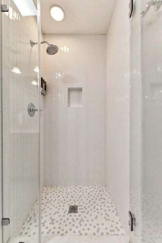 906 E 43rd ST, Austin, TX 78751