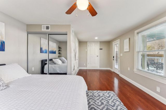 906 E 43rd ST, Austin, TX 78751