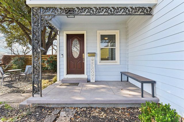 906 E 43rd ST, Austin, TX 78751