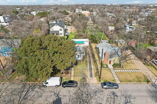 906 E 43rd ST, Austin, TX 78751