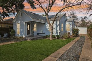 906 E 43rd ST, Austin, TX 78751