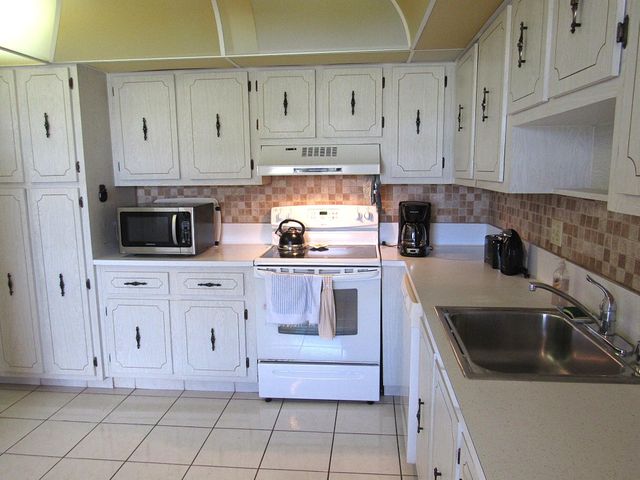 1830 NW 18th Street 201, Delray Beach, FL 33445