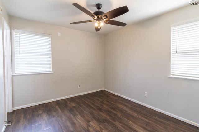 123 WOOD CIRCLE, Iowa Park, TX 76367
