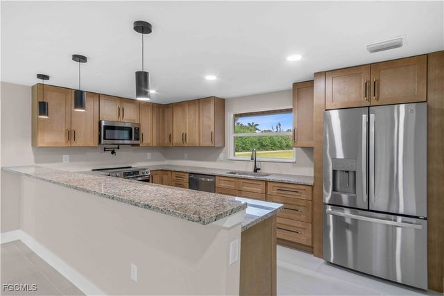 3400 Gulfbreeze LN, Punta Gorda, FL 33950