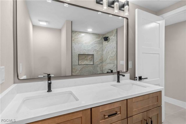 3400 Gulfbreeze LN, Punta Gorda, FL 33950