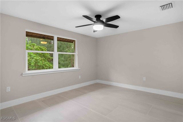 3400 Gulfbreeze LN, Punta Gorda, FL 33950