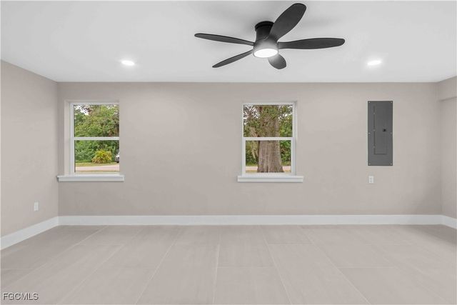 3400 Gulfbreeze LN, Punta Gorda, FL 33950