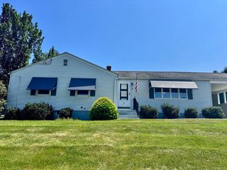 7 Hunter Terrace, South Hadley, MA 01075