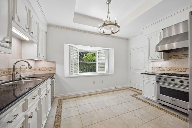 503 Bolton Place, Houston, TX 77024