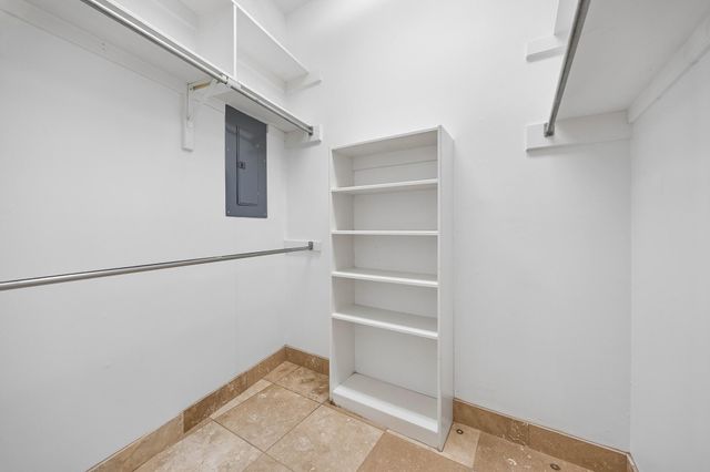 503 Bolton Place, Houston, TX 77024