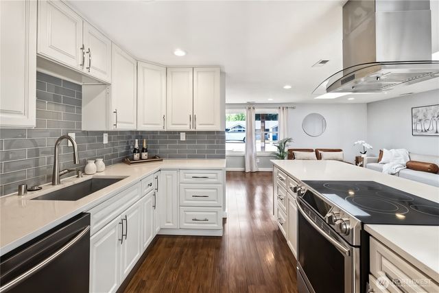 23108 50th Avenue W, Mountlake Terrace, WA 98043