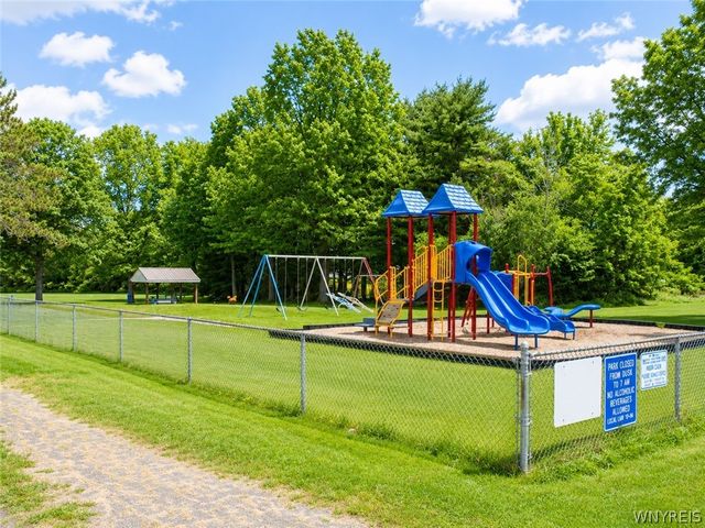 6515 Burke Road, Hamburg, NY 14085