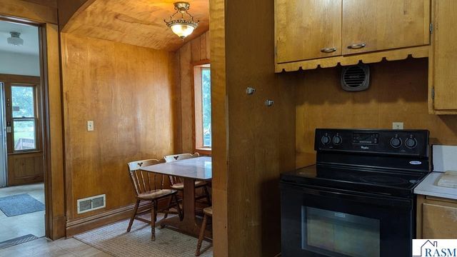 209 SW Oak Avenue, Montgomery, MN 56069