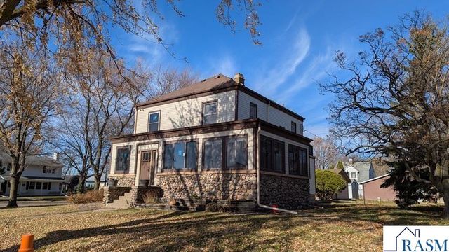 209 SW Oak Avenue, Montgomery, MN 56069