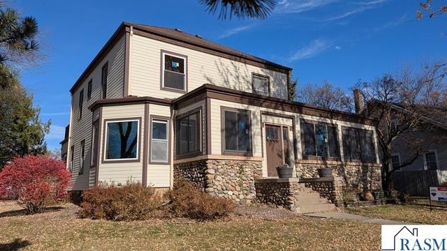 209 SW Oak Avenue, Montgomery, MN 56069