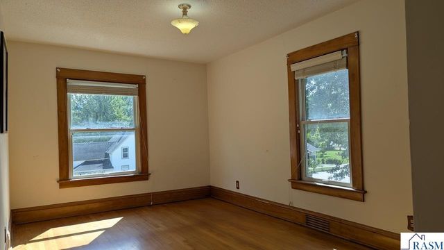 209 SW Oak Avenue, Montgomery, MN 56069