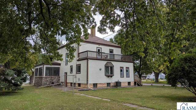 209 SW Oak Avenue, Montgomery, MN 56069