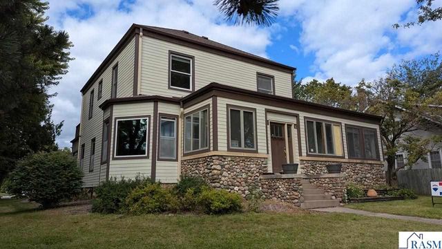 209 SW Oak Avenue, Montgomery, MN 56069