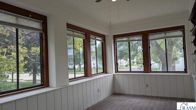 209 SW Oak Avenue, Montgomery, MN 56069