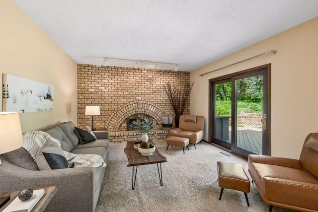 9572 Morris Circle, Bloomington, MN 55437