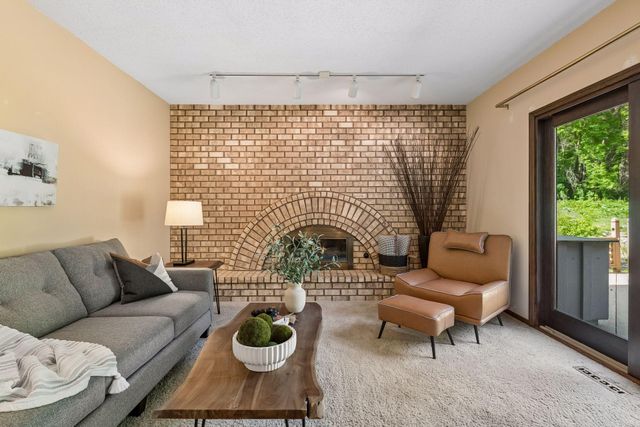 9572 Morris Circle, Bloomington, MN 55437