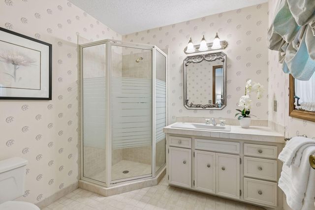 9572 Morris Circle, Bloomington, MN 55437