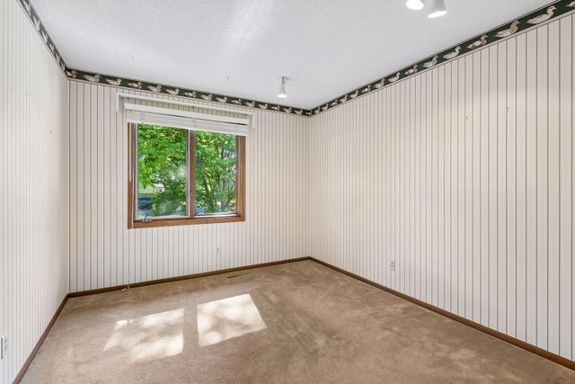 9572 Morris Circle, Bloomington, MN 55437