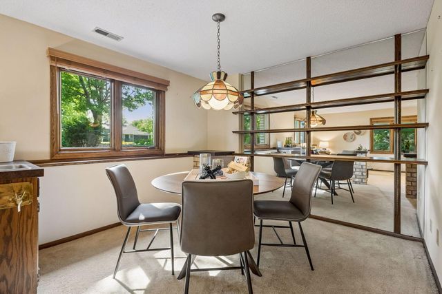 9572 Morris Circle, Bloomington, MN 55437