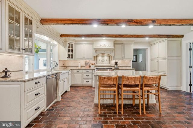 1295 ARGYLE RD, Berwyn, PA 19312