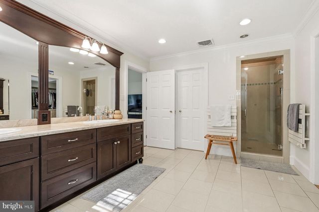 1295 ARGYLE RD, Berwyn, PA 19312