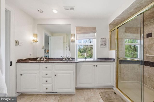 1295 ARGYLE RD, Berwyn, PA 19312