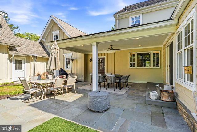 1295 ARGYLE RD, Berwyn, PA 19312