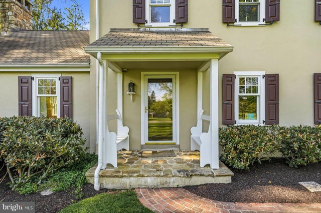 1295 ARGYLE RD, Berwyn, PA 19312